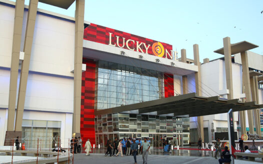260 Sq Yds Leased Shop at Rashid Minhas Road, Near Lucky One Mall